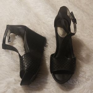 Gorgeous Black Wedge Sandals